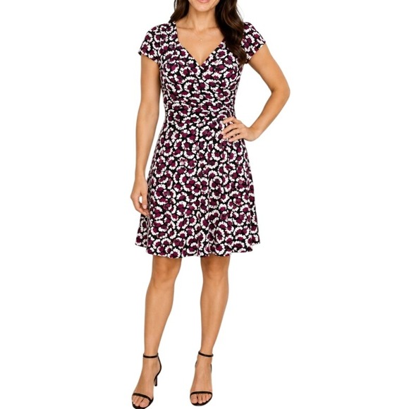 Leota Dresses & Skirts - Leota Emma Knit Dress Womens S Magenta White Floral Fit Flare Faux Wrap Ruched